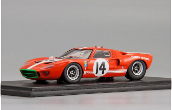 FORD GT40 #14 P.Sutcliffe - D.Spoerry Le Mans (1966), red