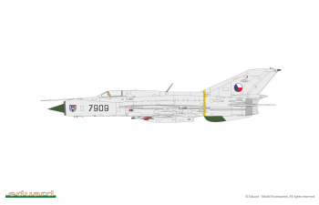 Сборная модель МиГ-21ПФМ