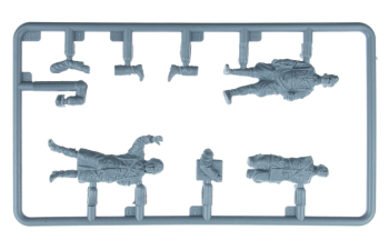 Сборная модель фигурки финские и советские военные летчики / Crew Military Finnish And Soviet Pilots 1944