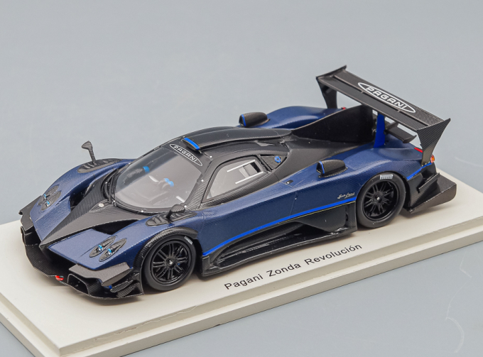 PAGANI Zonda Revolucion (2014), blue / black