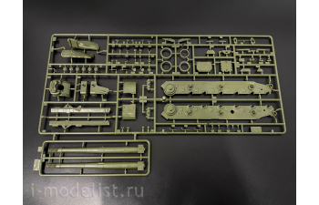 Сборная модель Советская тяжёлая самоходно-артиллерийская установка ИСУ-152