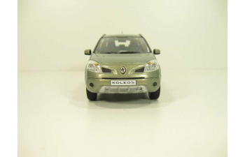 RENAULT Koleos, дилерская 1:43, серый