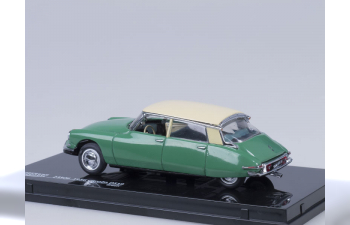 CITROEN DS19 (1956), green