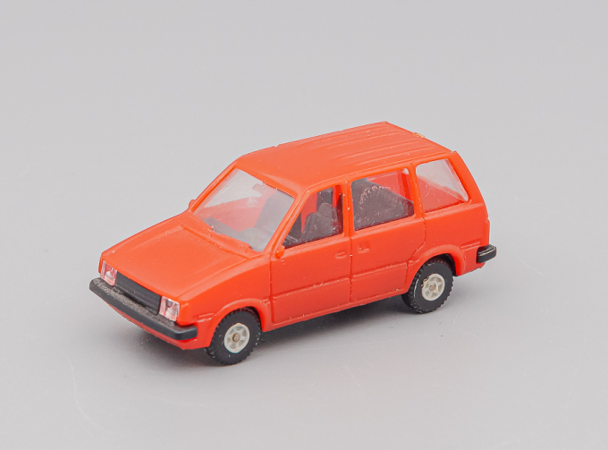 NISSAN Prairie, red