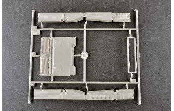 Сборная модель Russian танк Т-80UE-1 MBT