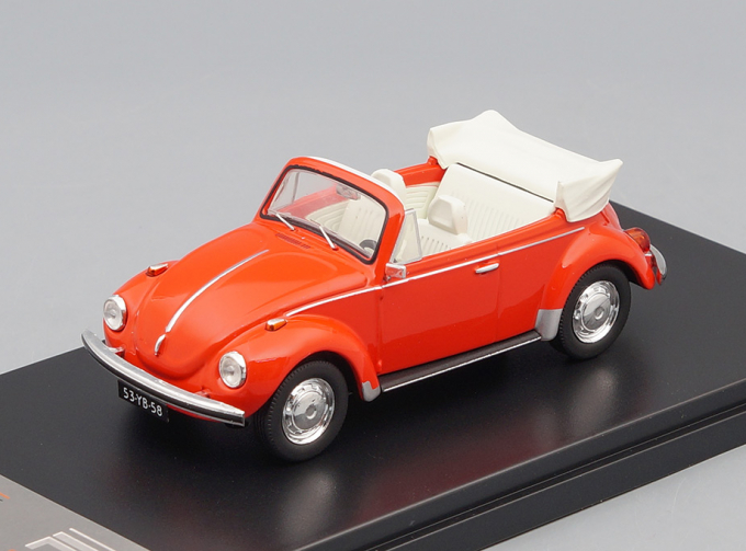 VOLKSWAGEN Super Beetle Convertible (1973), red