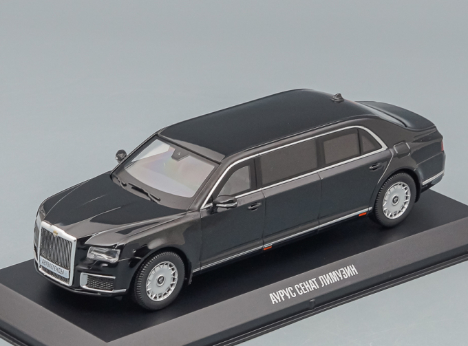 AURUS Senat Limousine, Автолегенды Новая эпоха 30