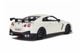 Nissan Skyline R35 Nismo, L.e. 1500 pcs. (light grey)