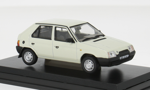 SKODA Favorit 136L (1987), белый