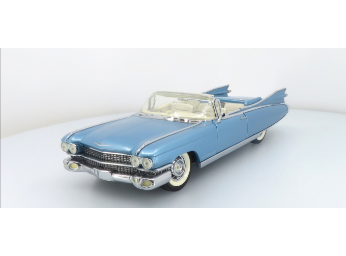 CADILLAC Eldorado Biarritz (1959), Light Blue/White