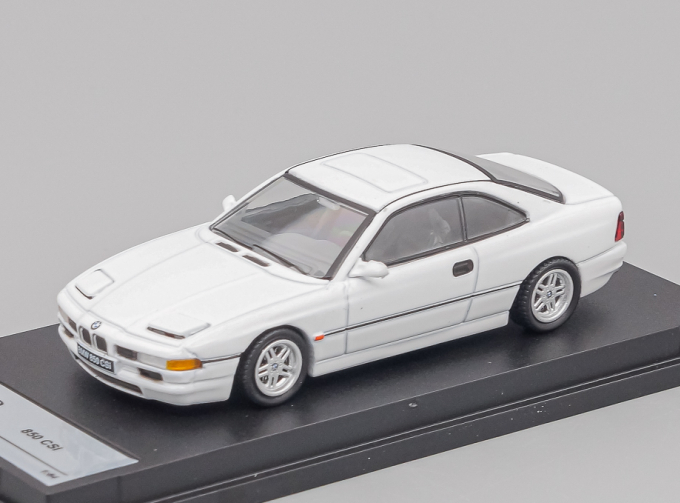 BMW 850 CSi (1992), white