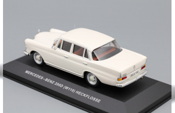 MERCEDES-BENZ 200D W110 Heckflosse, white