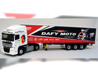 DAF XF 105 Space Cab с полуприцепом Dafy Moto curtain side 2009, white