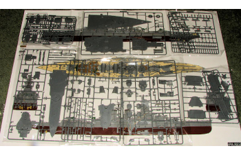 Сборная модель Японский линкор Kongo с экипажем