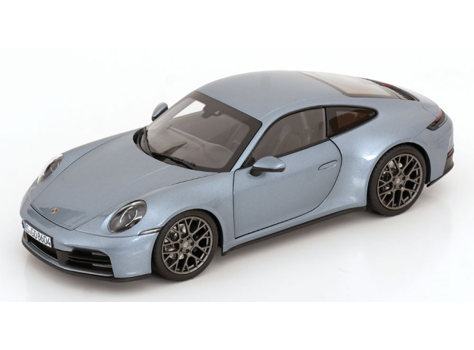 PORSCHE 911 Carrera Coupe (992.2) (2025), Polar Silver Metallic