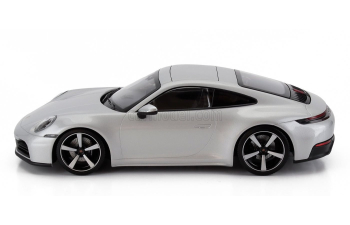 PORSCHE 911 (992.2) Carrera Coupé (2024), GT silver metallic