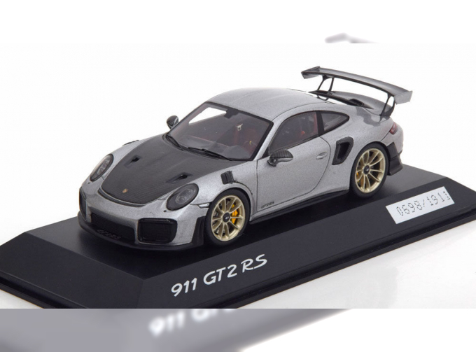 PORSCHE 911 (991 II) GT2 RS - Silver/carbon