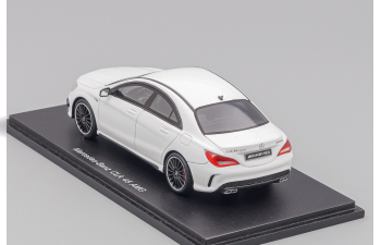 MERCEDES-BENZ CLA 45 AMG (2014), white