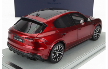 MASERATI Grecale Trofeo Suv (2023) - Con Vetrina - With Showcase, Rosso Granturismo - Red Met