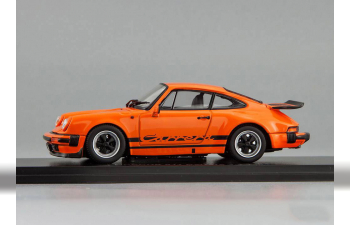 PORSCHE 911 Carrera 3.2 (1984), orange