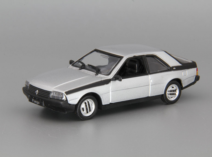 RENAULT Fuego, silver