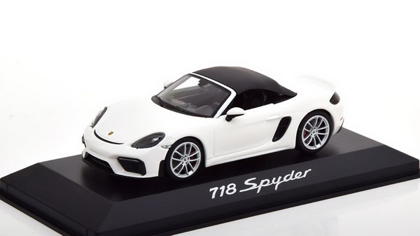 Porsche 718 (982) Boxster Spyder 2019 - White