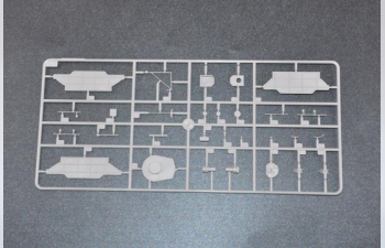 Сборная модель Корабль HMS Roberts Monitor