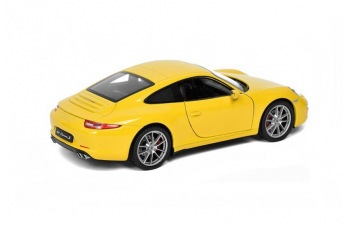 PORSCHE 911 Carrera (991) yellow