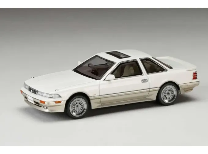 TOYOTA Soarer 3000 Twincam 24 GT-Limited (MZ20) Customized Version, crystal white toning II