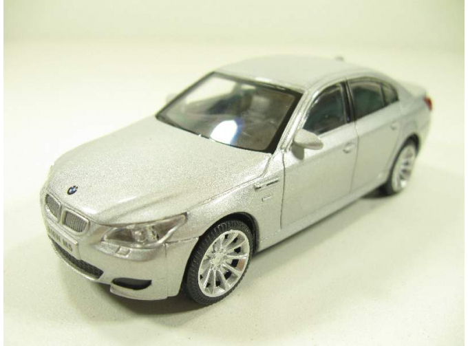 BMW M5 Series, silver