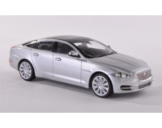 JAGUAR XJ (2011), rhodium silver metalic