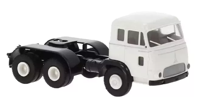 MAGIRUS Saturn 3achs SZM (1965), white