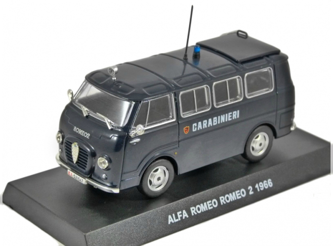 ALFA ROMEO F12 Carabinieri 1970, dark blue