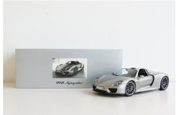 PORSCHE 918 Spyder (2013), silver metallic