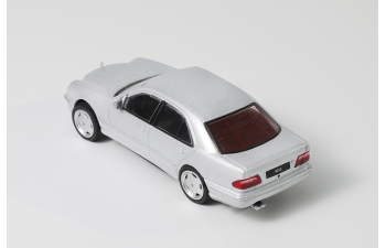 MERCEDES-BENZ E55 AMG (W210), серебристый