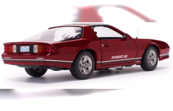 Chevrolet Camaro IROC-Z 1985 красный