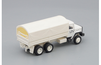 IVECO UN, white