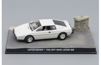 LOTUS ESPRIT The Spy Who Loved Me 1977, white