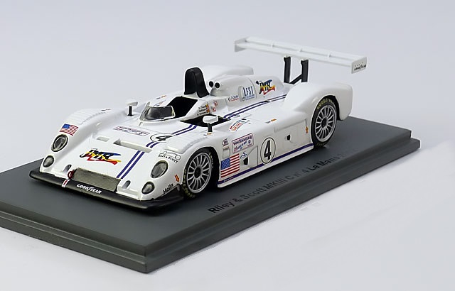 RILEY & SCOTT MK III C No.4, 24h Le Mans, Goossens / Matthews / Theys (2002)
