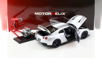 NISSAN Skyline Gt-R (R35) With Engine And Accessories 2016, silver