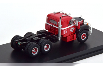 MACK B-61ST towing vehicle (1957), red black