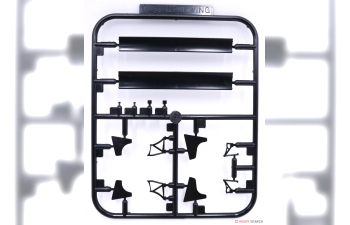 Сборная модель Mitsubishi Lancer Evolution IX GSR (w/GT Wing)