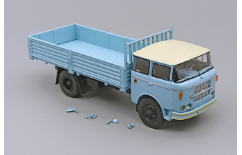 SKODA 706 RT, light blue / beige