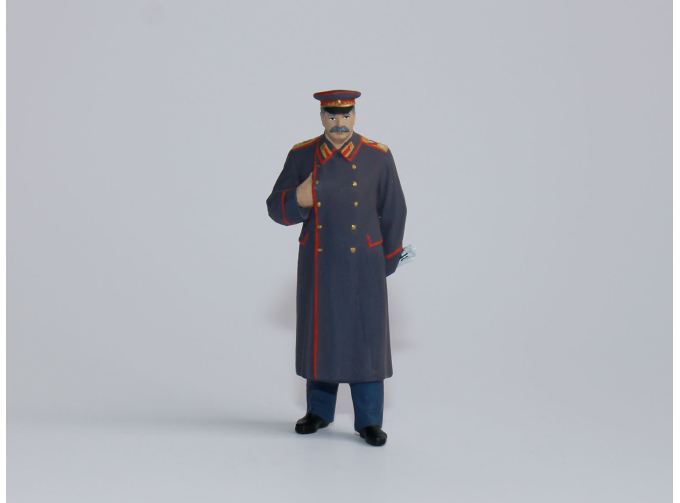 Фигурка Сталин в шинели