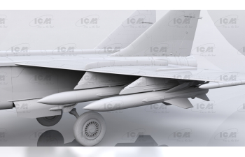 Сборная модель МиГ-25 БМ, Советский противорадарный самолет
