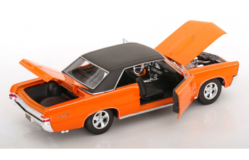 PONTIAC GTO (1965), orange