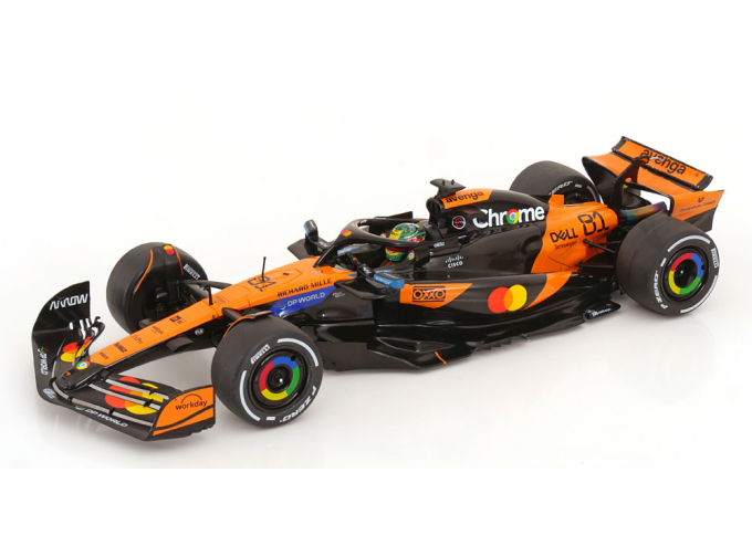 McLAREN MCL39 №81 Pole Position & Winner Chinese GP (Shanghai) Formula 1 (2025)