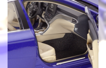 TOYOTA Camry 8 поколение, синий металлик