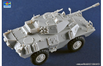 Сборная модель Бронетранспортёр LAV-150 ,  пушка Cockerill 90мм
