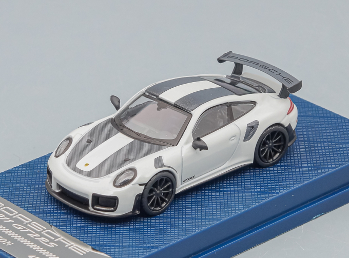 PORSCHE 911 GT2 RS, white